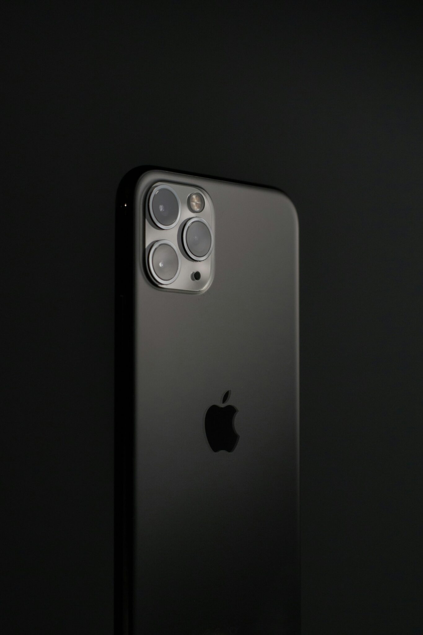 IPhone 11 Pro Vs IPhone 12 Which One Should You Get 