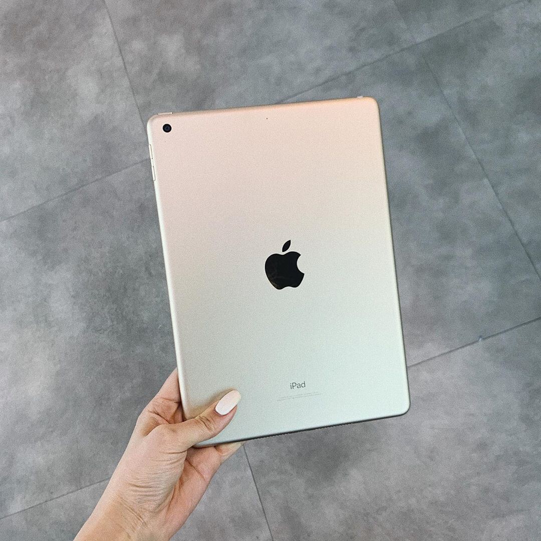 iPad5 ゴールド Amazon.com : Apple iPad 5th Gen 9.7 GOLD : Electronics