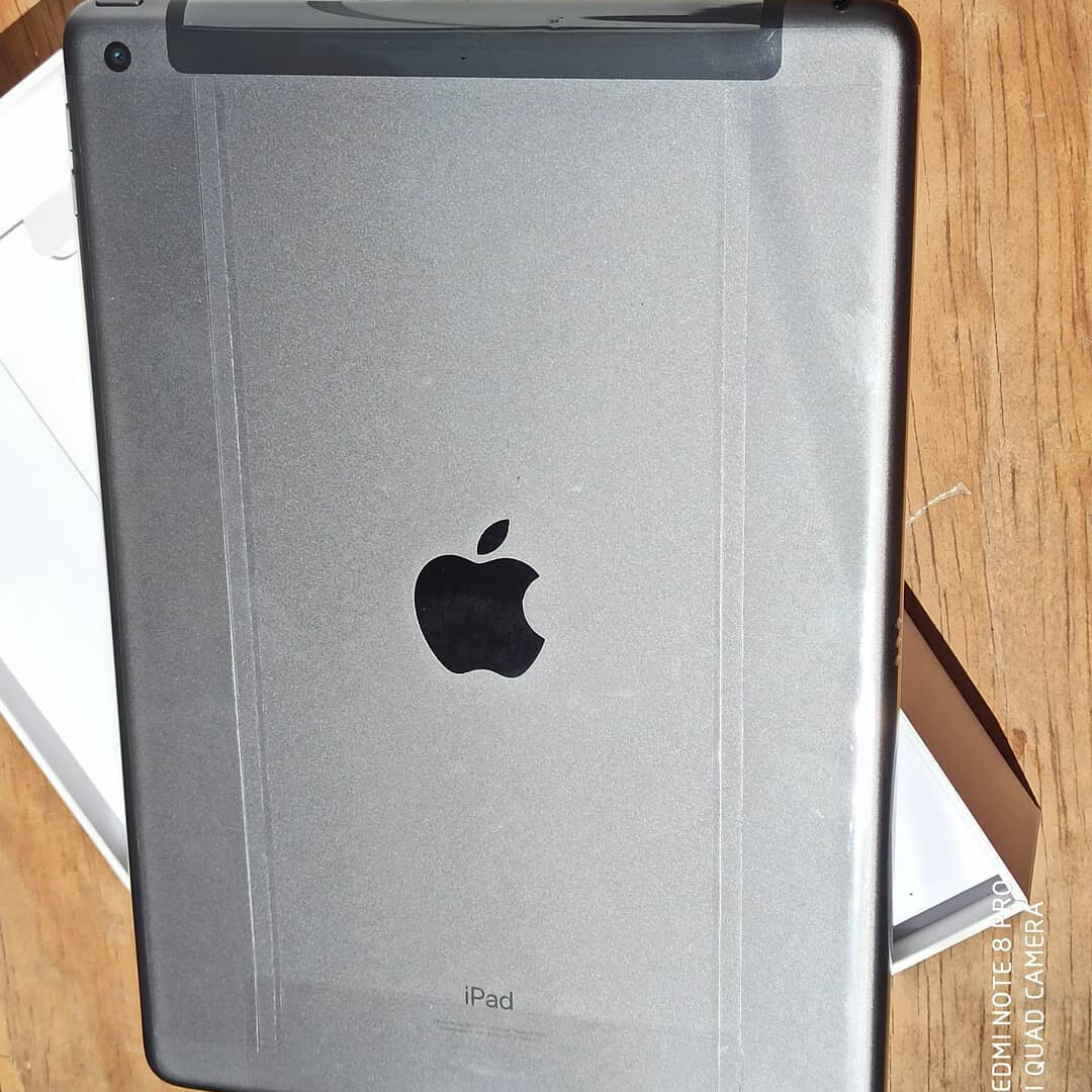 iPad 7 128GB Space Gray (MW702LL/A): Refurbished