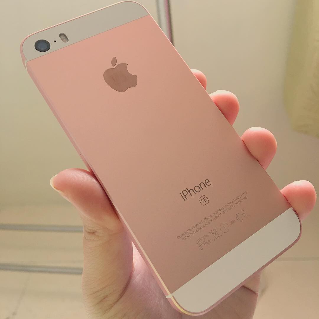 Apple iPhone SE ローズゴールド A1723 s-l1200.jpg