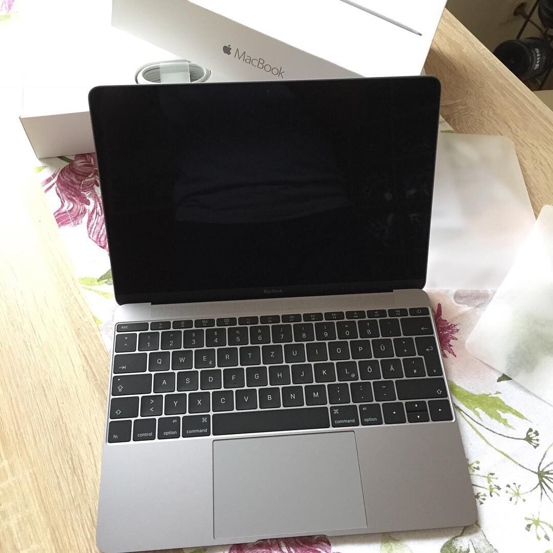 MacBook 12