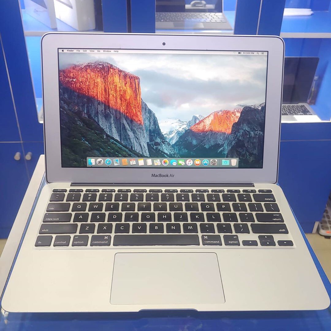MacBook Air 11.6