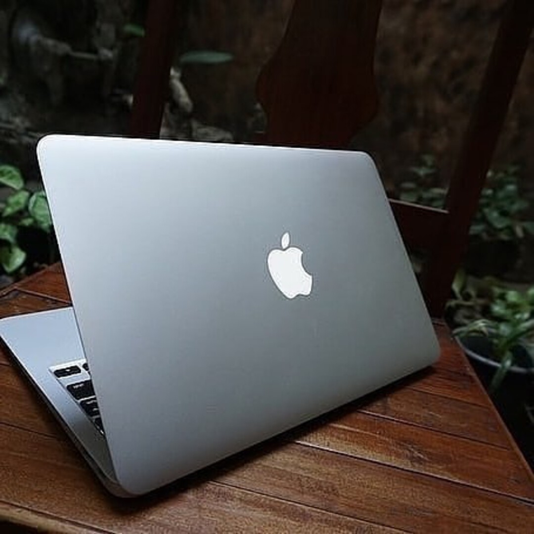 MacBook Air 11.6