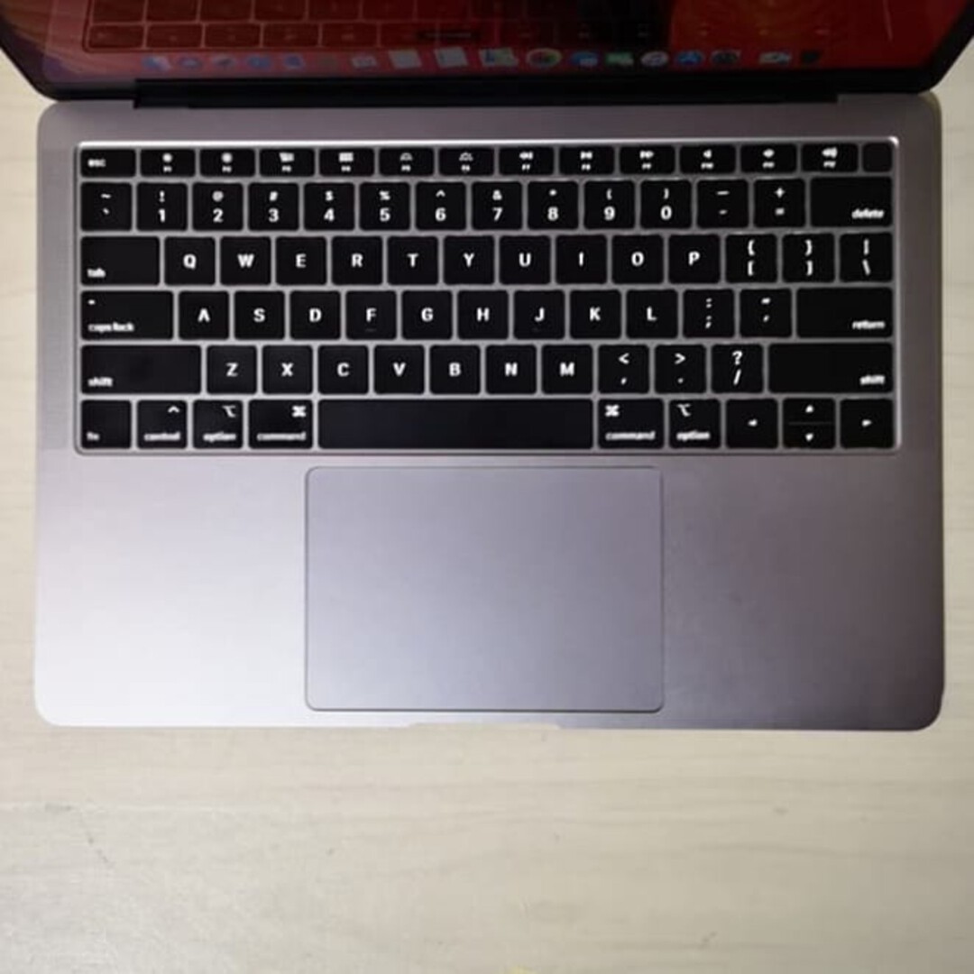 MacBook本体 MacBook Air 13inch Amazon.com: Apple 2018 MacBook Air with 1.6GHz Intel Core i5