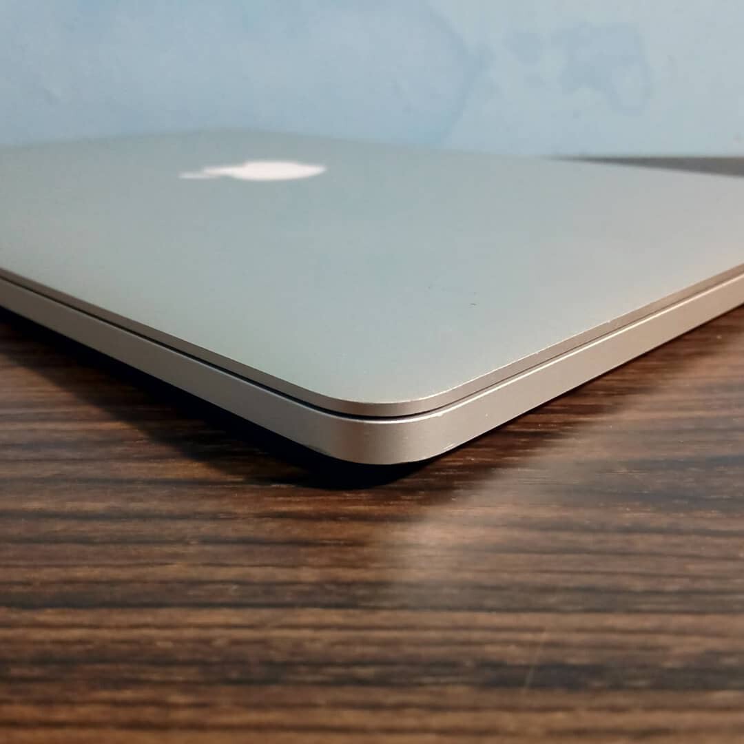 MacBook Pro 13.3