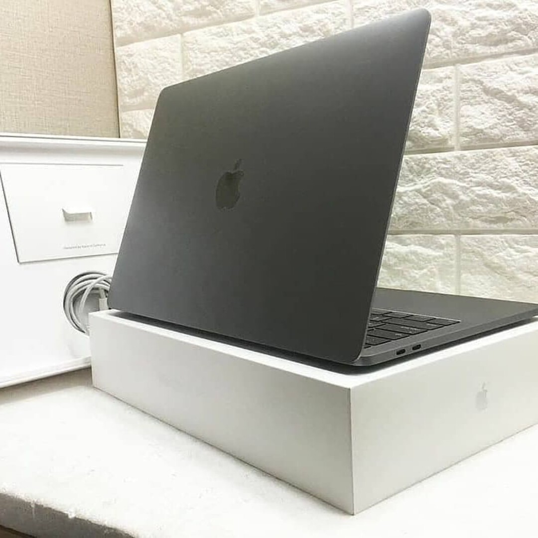 MacBook Pro 13.3
