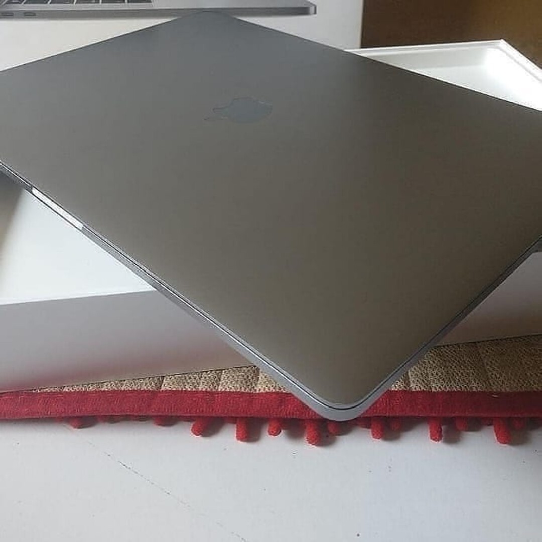 MacBookpro★MPTR2/JA★新品未開封★15インチ MacBook Pro 15.4