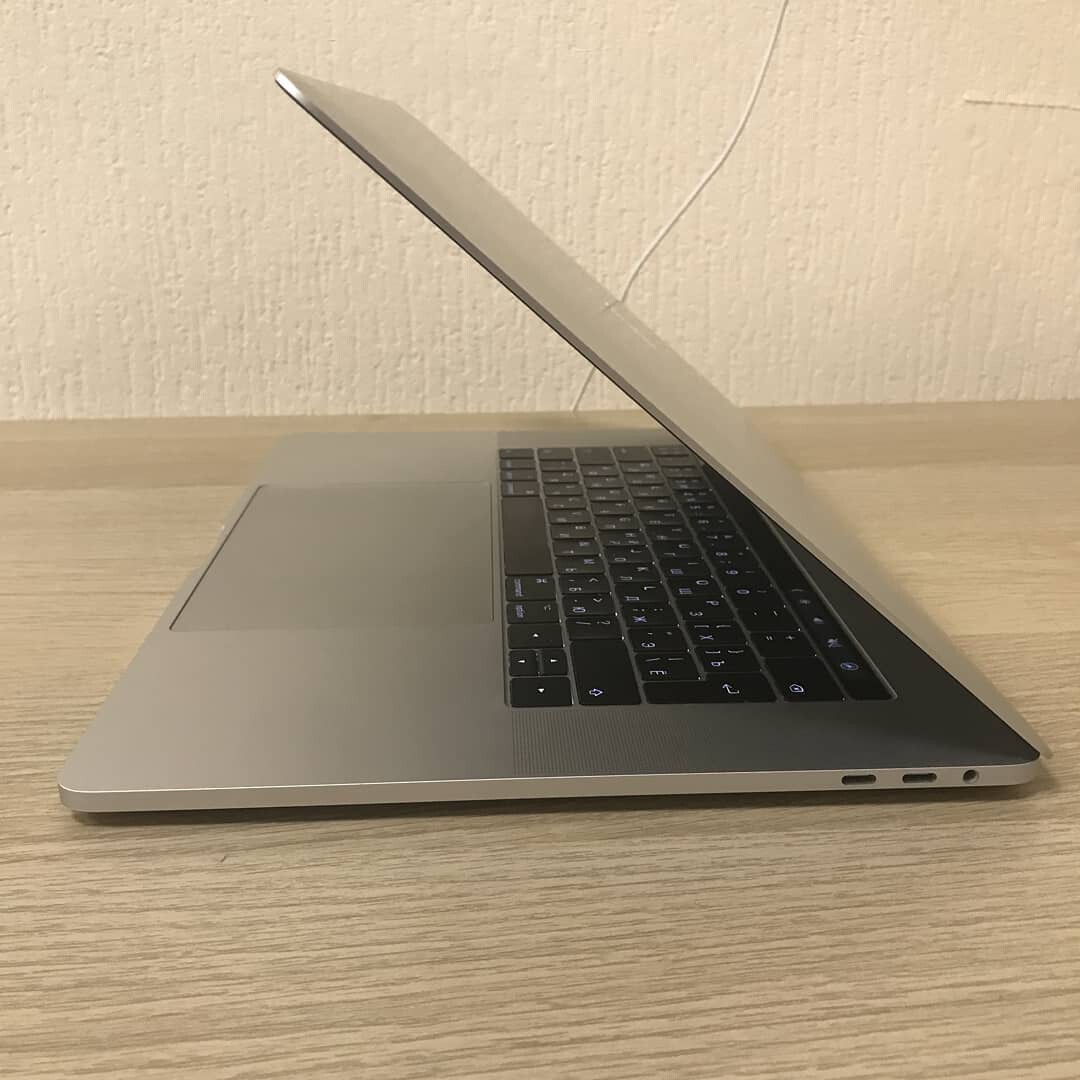 MacBook Pro 15インチ MacBook Pro (15-inch, 2017) - Technical Specifications - Apple Support