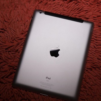 ipad 3 whit