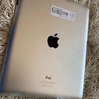 ipad 4 cellular blac