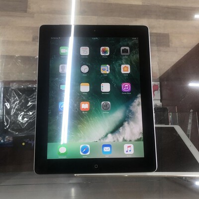 ipad 4 cellular blac