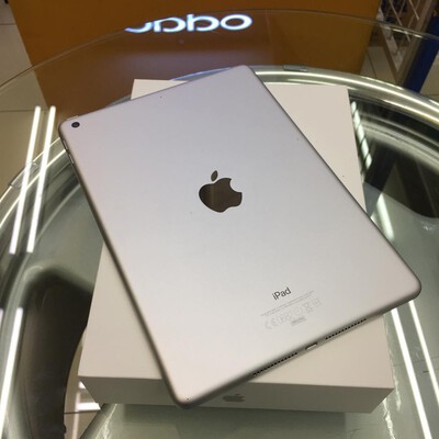 ipad 5 cellular silve