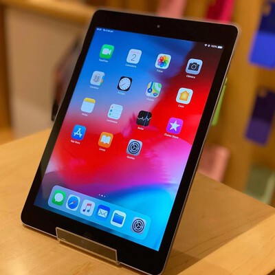 ipad 5 cellular space gra
