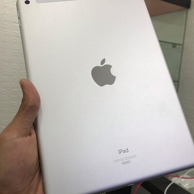 ipad 7 cellular silve