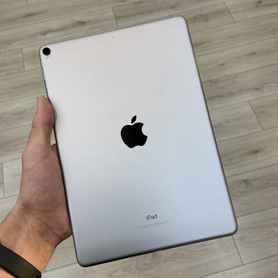 ipad 7 silve