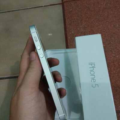 iphone 5 whit