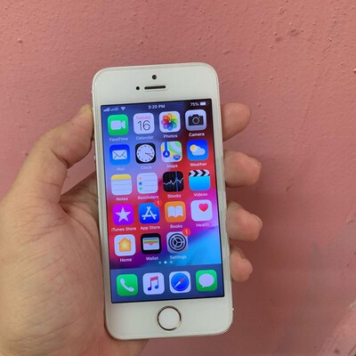 iphone 5s silve