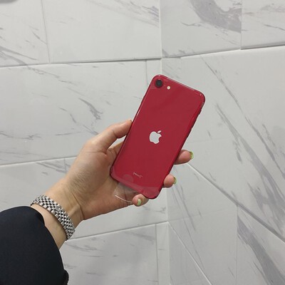 iphone se 2 re