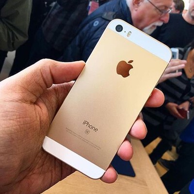 iphone se gol