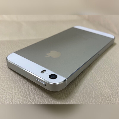 iphone se silve