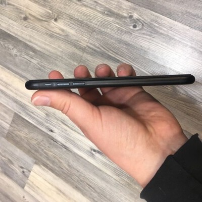 iphone xr blac