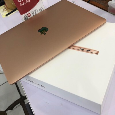 macbook air 13 inch 2019 gol