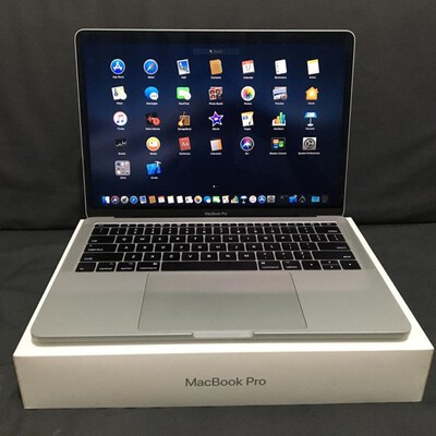 macbook pro 13 inch 2017 silve