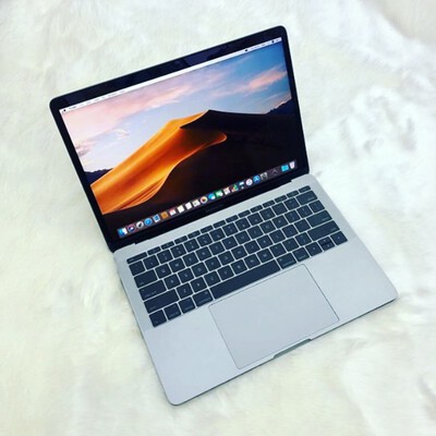 macbook pro 13 inch 2017 silve