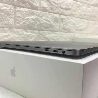 macbook pro 13 inch touch bar 2017 silve