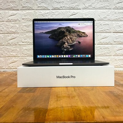 macbook pro 13 inch touch bar 2019 space gra