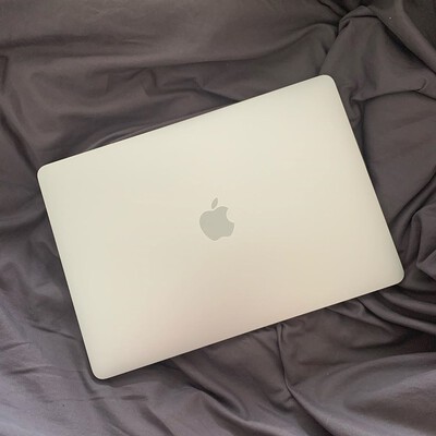 macbook pro 13 inch touch bar 2020 silve