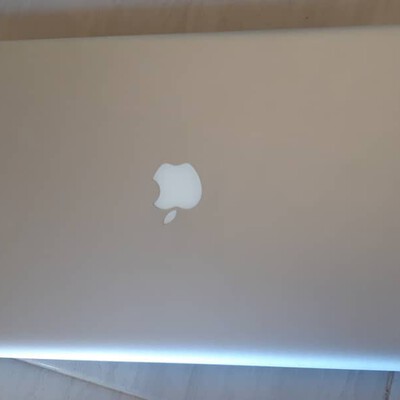 macbook pro 15 inch nr 2011 silve