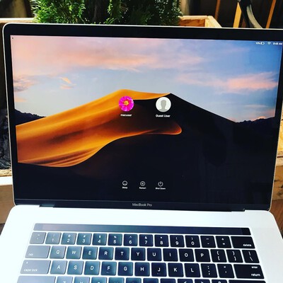 macbook pro 15 inch touch bar 2016 silve