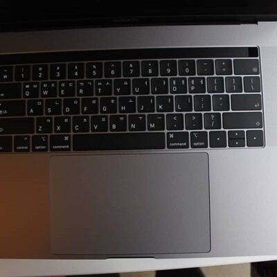 macbook pro 15 inch touch bar 2019 space gra