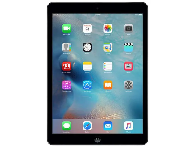 iPad Air 1 in Space Gray