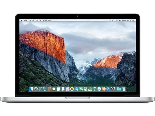 MacBook Pro 13,3" in Silber